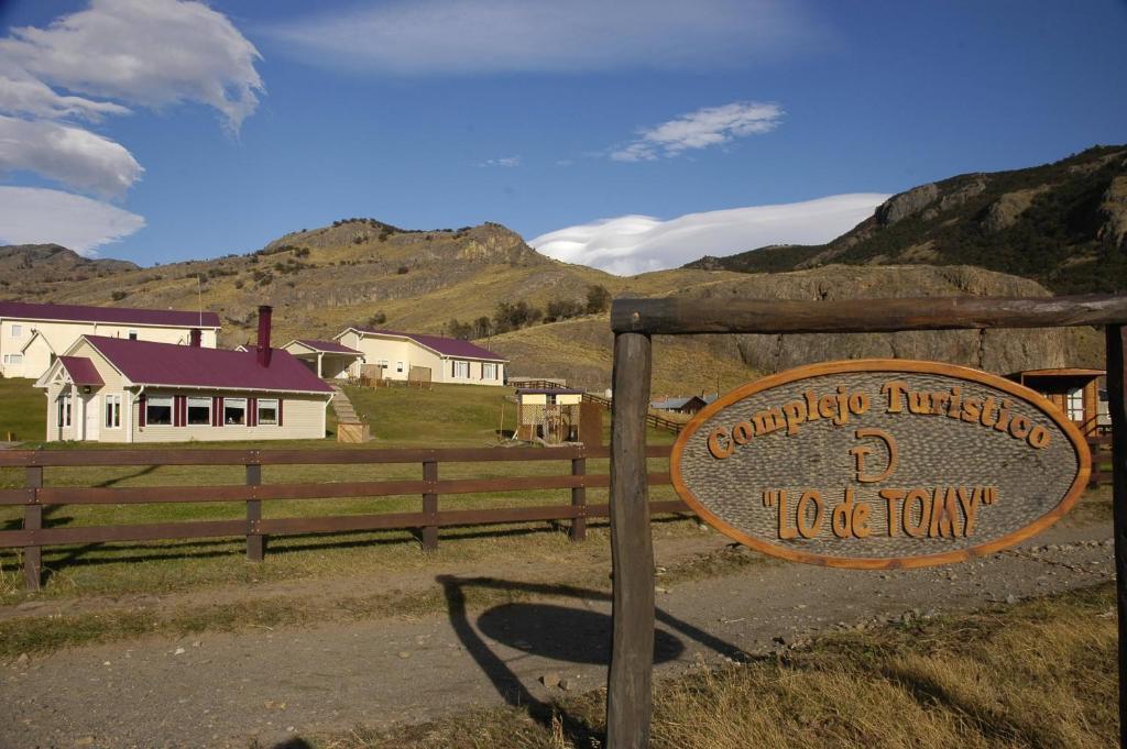 Lo De Tomy Vila El Chaltén Exterior foto
